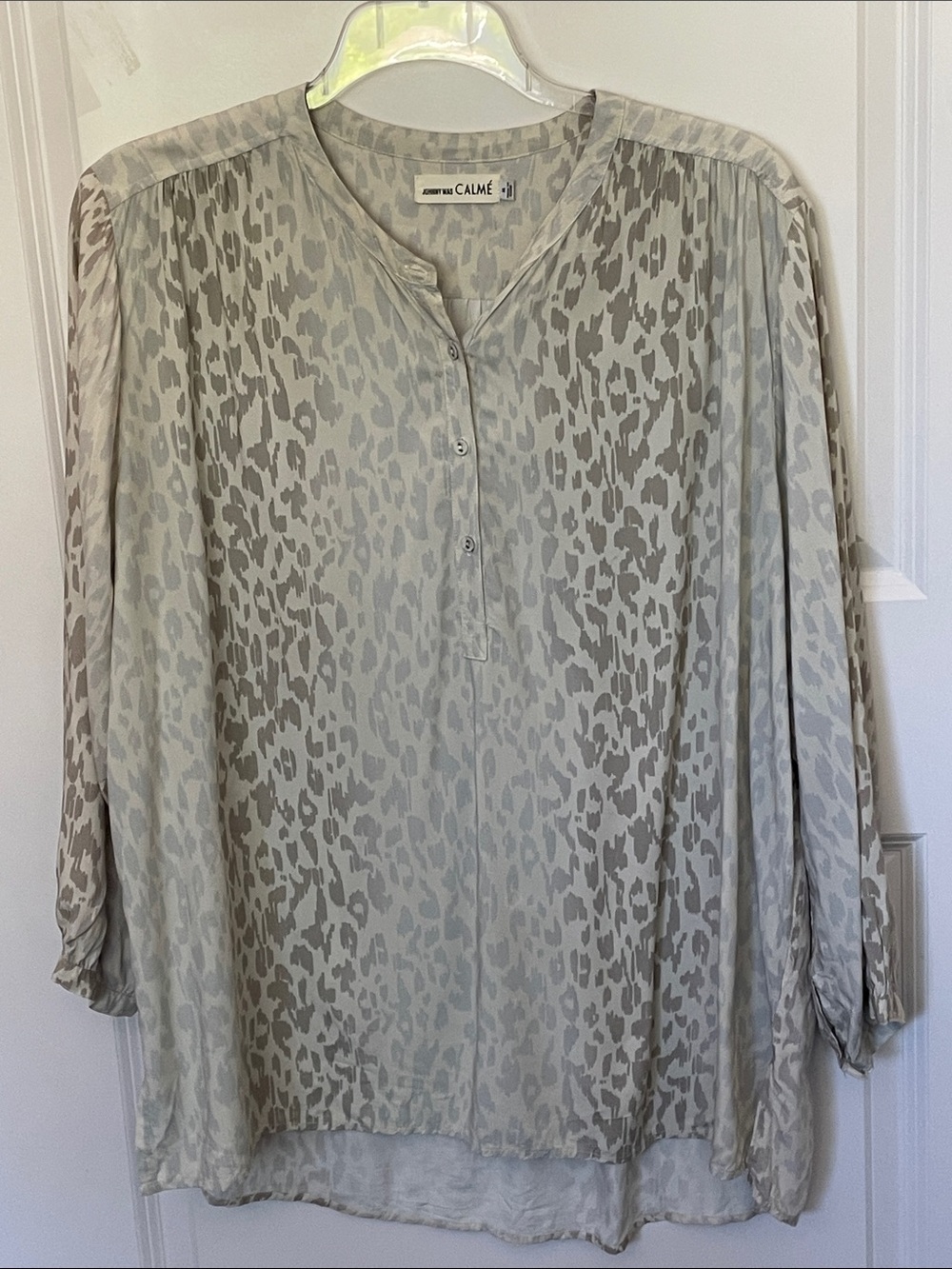Johnny Was Calme’ Cream Leopard Print Tunic XL